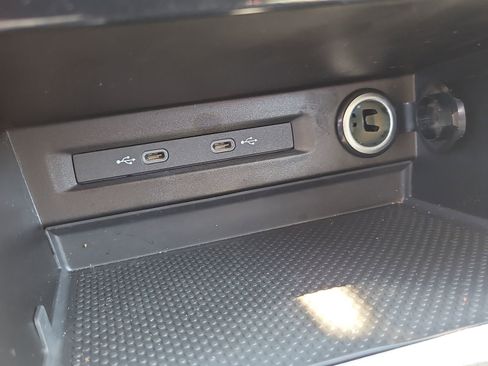 Used 2025 Volkswagen Taos S FWD image 24