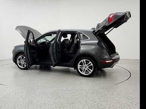 Used 2019 Lincoln MKC Reserve AWD/4WD image 12