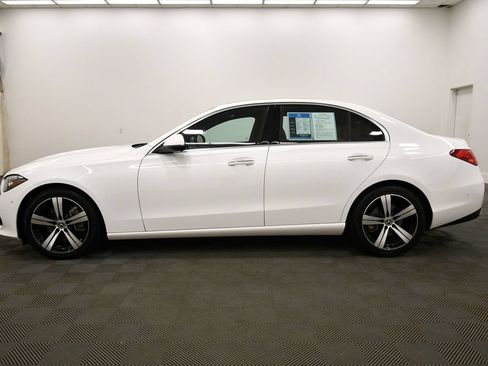 Used 2025 Mercedes-Benz C 300 4MATIC Sedan image 4
