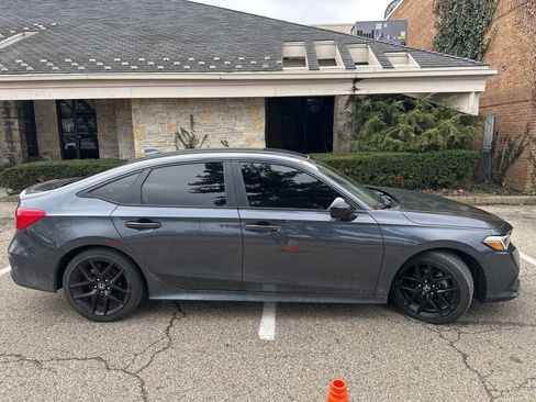 Certified 2024 Honda Civic Sport image 2