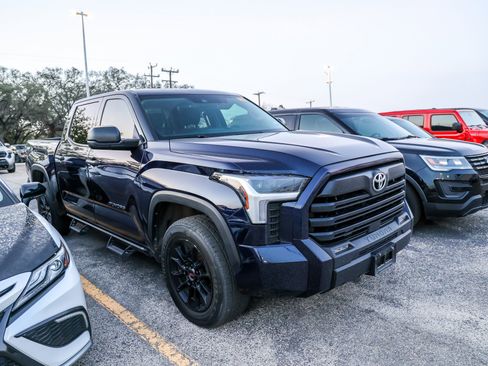 Used 2023 Toyota Tundra SR5 image 6