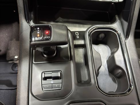 Used 2024 GMC Sierra 1500 AT4 w/ AT4 Premium Package image 37