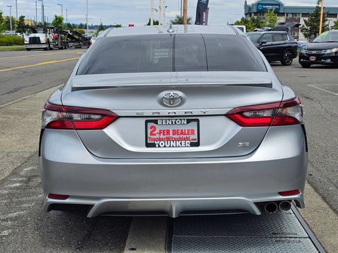 Used 2024 Toyota Camry SE FWD image 6
