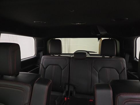 Used 2024 Ford Expedition Limited image 20