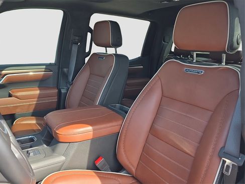 Used 2025 GMC Sierra 1500 Denali Ultimate image 7