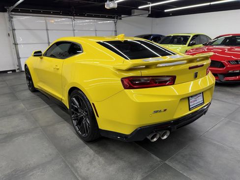 Used 2018 Chevrolet Camaro ZL1 image 4