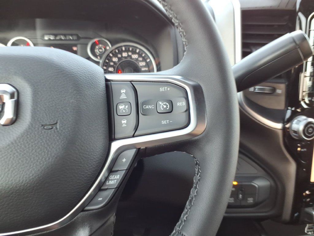 New 2026 RAM 2500 Big Horn AWD/4WD image 20