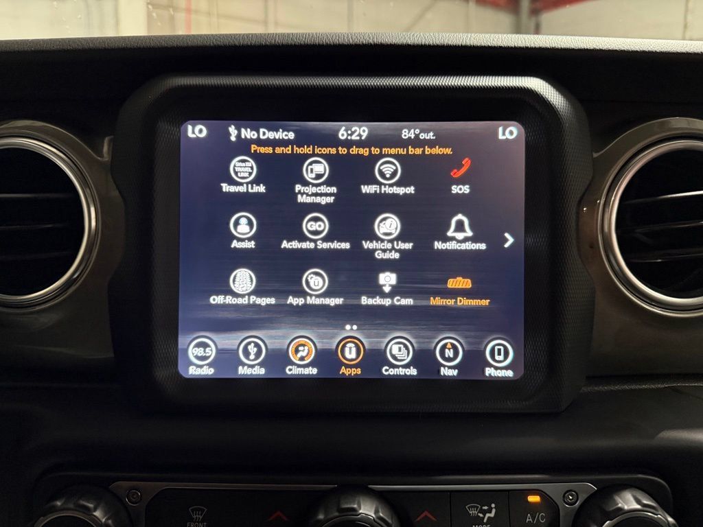 Used 2019 Jeep Wrangler Unlimited Sahara w/ Uconnect 4C Nav & Sound Group AWD/4WD image 14