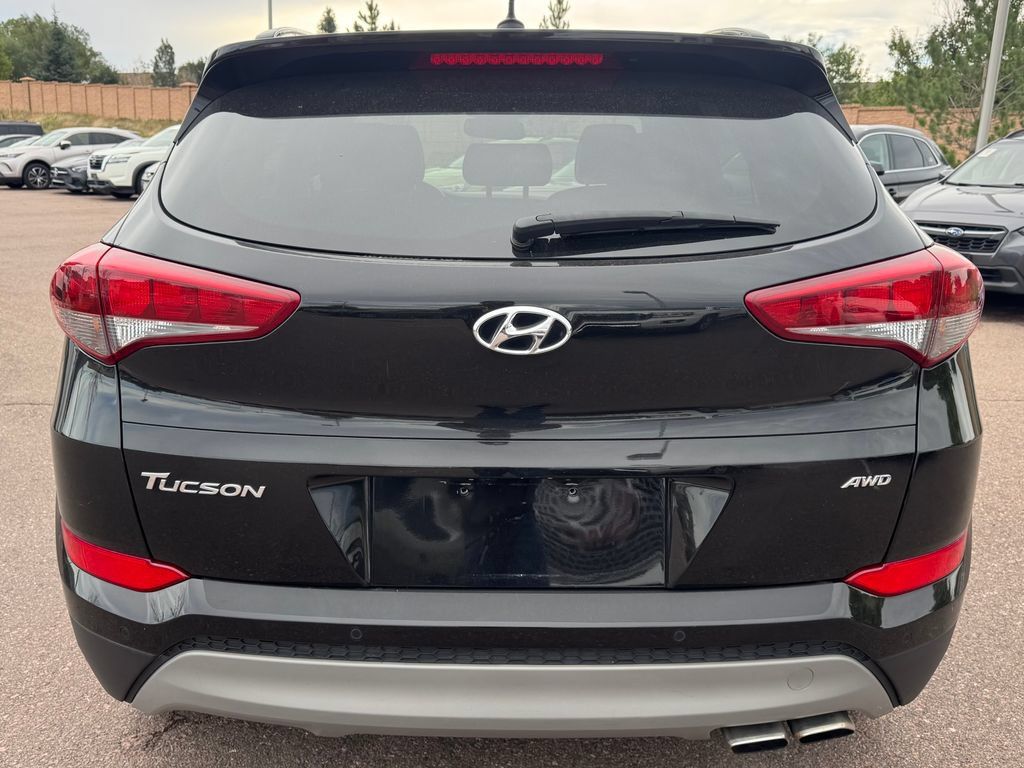 Used 2017 Hyundai Tucson Value AWD/4WD image 5