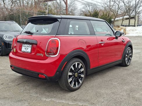 Used 2024 MINI Cooper SE image 6