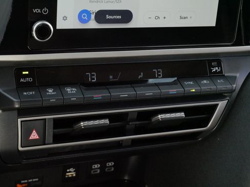 Certified 2025 Toyota Camry LE image 20