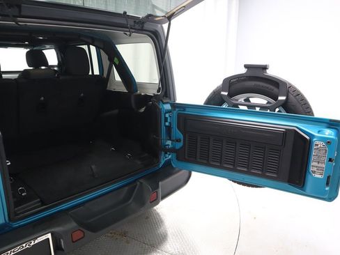 Used 2024 Jeep Wrangler Unlimited w/ Convenience Group image 15