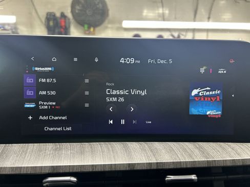 Used 2023 Kia Telluride SX Prestige image 14