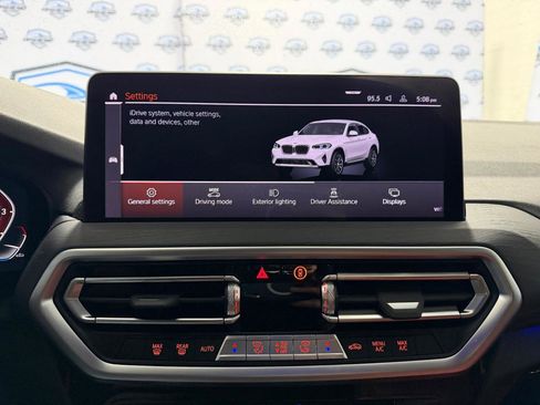 Used 2024 BMW X4 xDrive30i w/ Convenience Package image 39