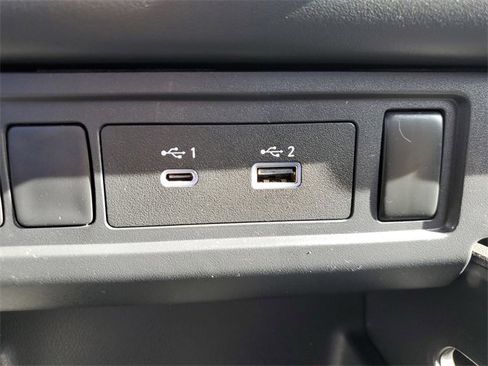 Used 2022 Nissan Frontier S image 19