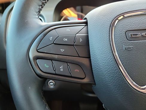 Used 2023 Dodge Charger SXT image 31