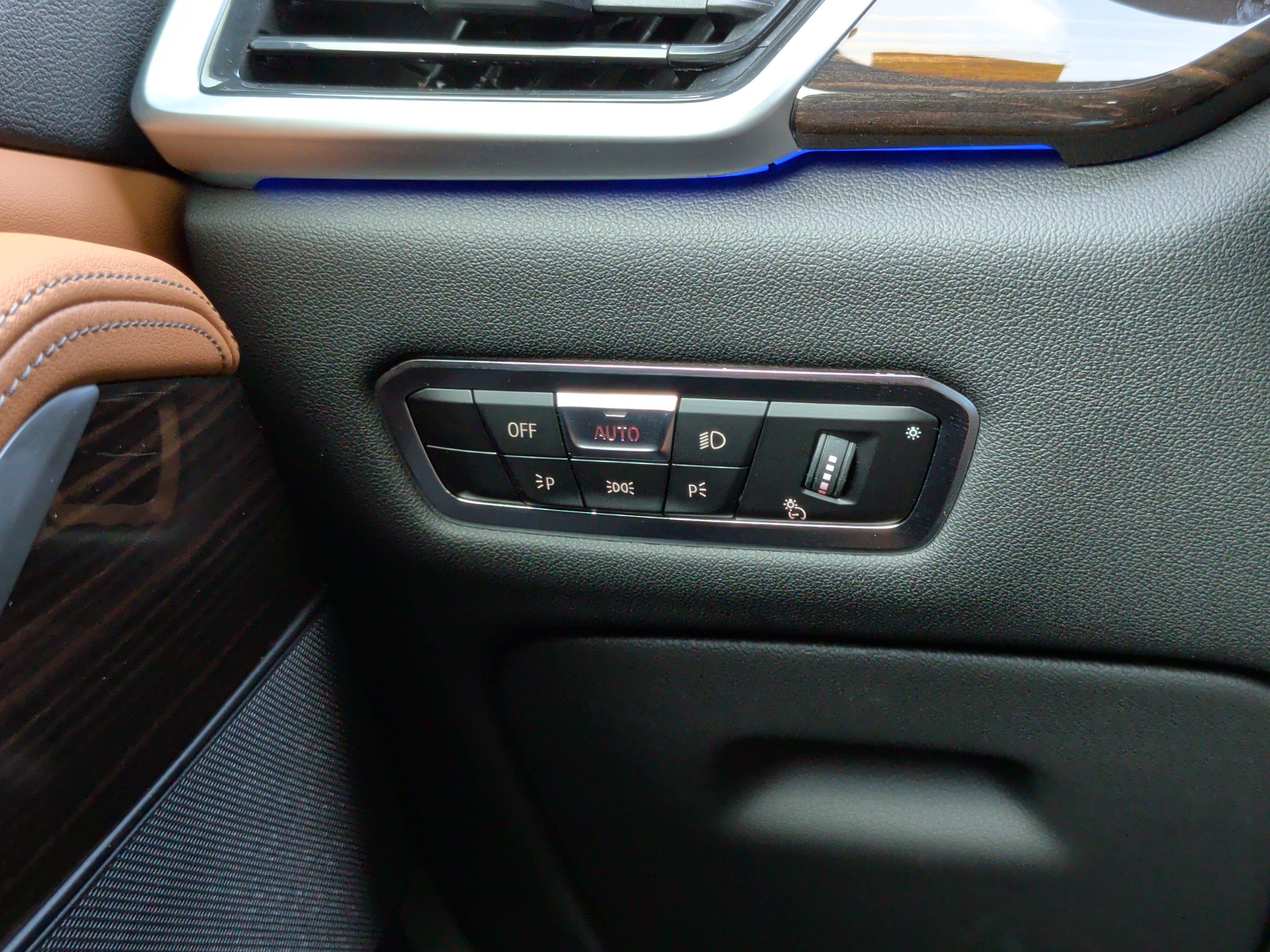 Used 2023 BMW X5 sDrive40i w/ Premium Package RWD image 25