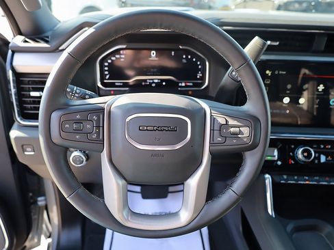 Used 2025 GMC Sierra 3500 Denali w/ Denali Reserve Package image 13