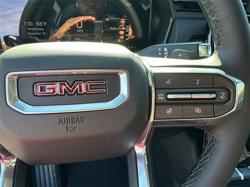 New 2026 GMC Terrain Elevation w/ Elevation Premium Package image 27