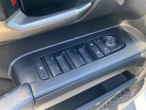 Used 2024 Toyota Tacoma TRD Off-Road image 20