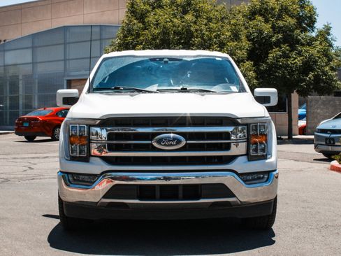 Used 2022 Ford F150 Lariat w/ Bed Utility Package RWD image 2