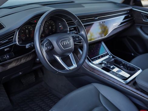 Used 2019 Audi Q8 Prestige w/ Adaptive Chassis Package image 19