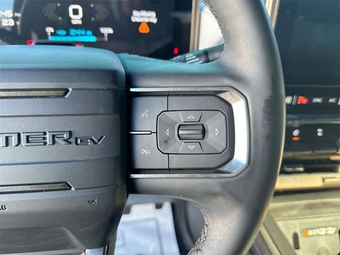 Used 2024 GMC Hummer EV 3X w/ Extreme Off-Road Package image 18