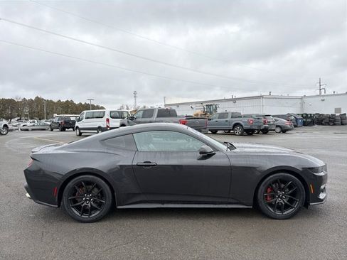 Certified 2024 Ford Mustang Premium image 4