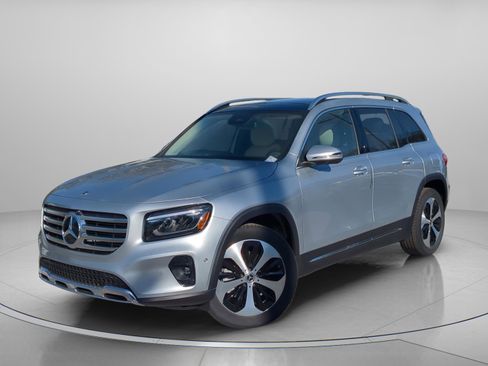 New 2025 Mercedes-Benz GLB 250 image 2