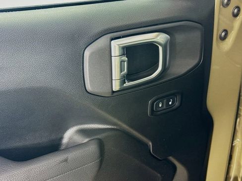 New 2026 Jeep Gladiator Sport image 20