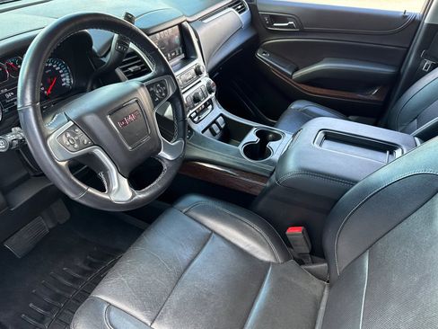 Used 2019 GMC Yukon SLT image 11