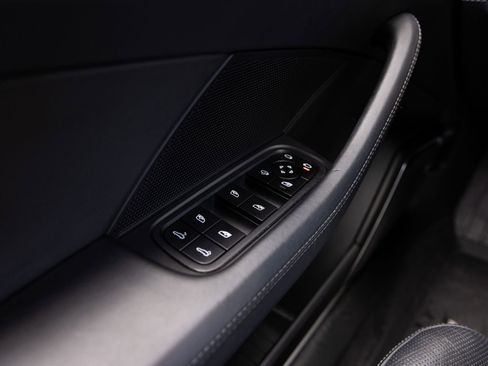 Certified 2022 Porsche Panamera 4S w/ Premium Package AWD/4WD image 18