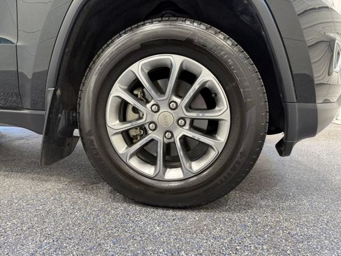 Used 2014 Jeep Grand Cherokee Limited w/ Trailer Tow Group IV AWD/4WD image 14