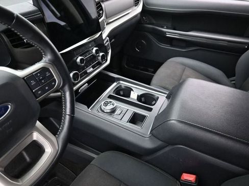 Used 2023 Ford Expedition XL image 25