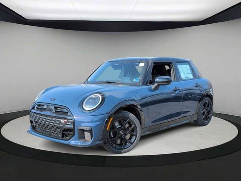 New 2026 MINI Cooper S image 1