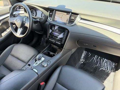 Used 2020 INFINITI QX50 Essential w/ Edition 30 Package FWD image 12