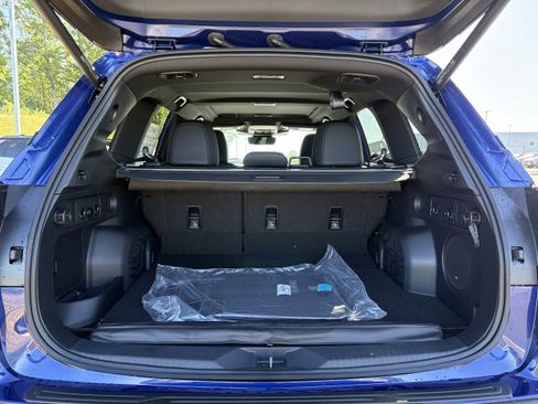 New 2026 Subaru Forester Touring AWD/4WD image 12
