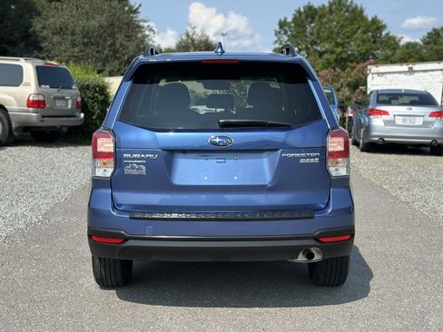 Used 2017 Subaru Forester 2.5i Premium AWD/4WD image 4