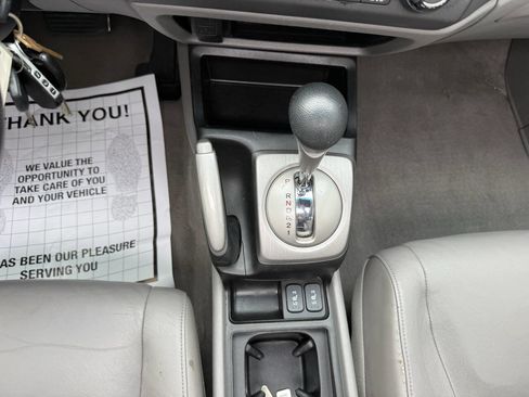 Used 2010 Honda Civic EX-L image 26
