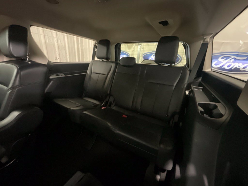 Used 2024 Ford Expedition Max XLT AWD/4WD image 12