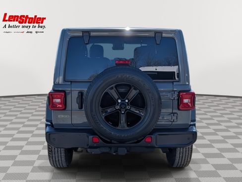 Used 2020 Jeep Wrangler Unlimited Sahara image 4