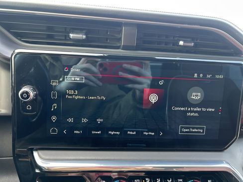 Used 2024 GMC Sierra 3500 Denali Ultimate image 20