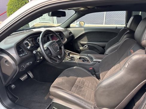 Used 2020 Dodge Challenger R/T Scat Pack image 23