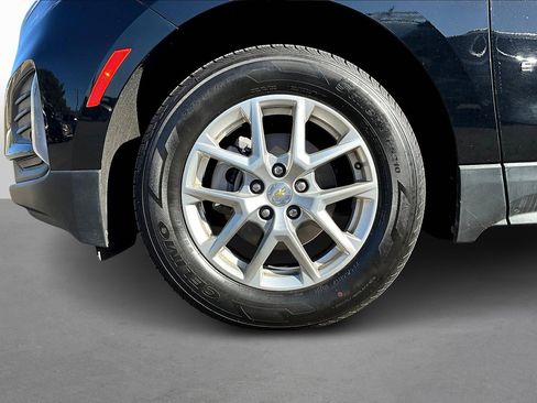 Used 2024 Chevrolet Equinox LT image 8