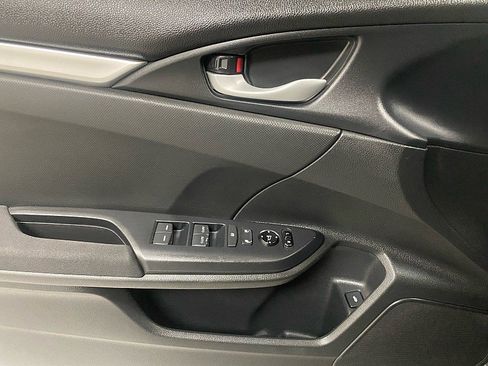 Used 2019 Honda Civic LX image 9