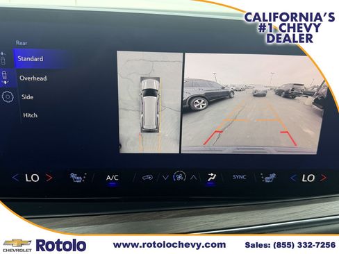 Used 2025 Chevrolet Suburban Z71 AWD/4WD image 22