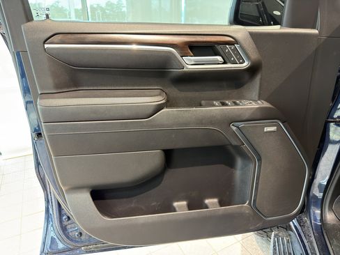 Used 2023 GMC Sierra 1500 SLT RWD image 13
