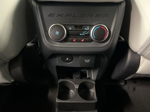 New 2026 Ford Explorer Platinum w/ LUX Leather Package image 36