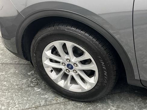 Used 2022 Ford Escape SE image 26