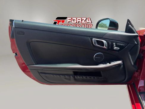Used 2020 Mercedes-Benz SLC 300 image 18